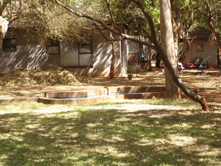 Commercial Property for Sale in Kroondal North West